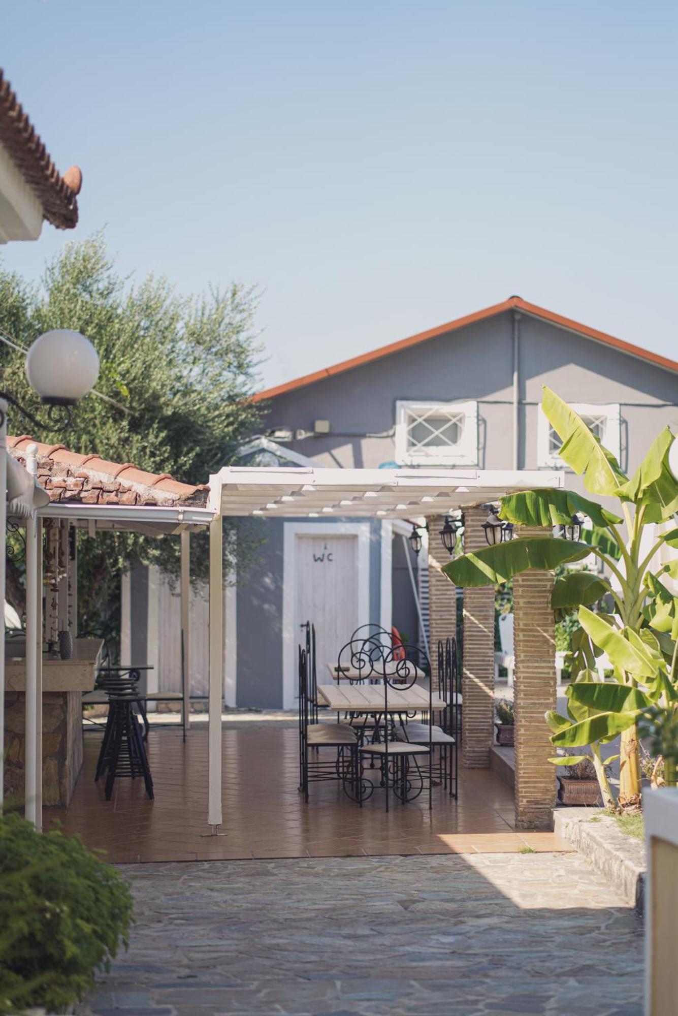 Mirsini Studios & Apartments Aparthotel Laganas