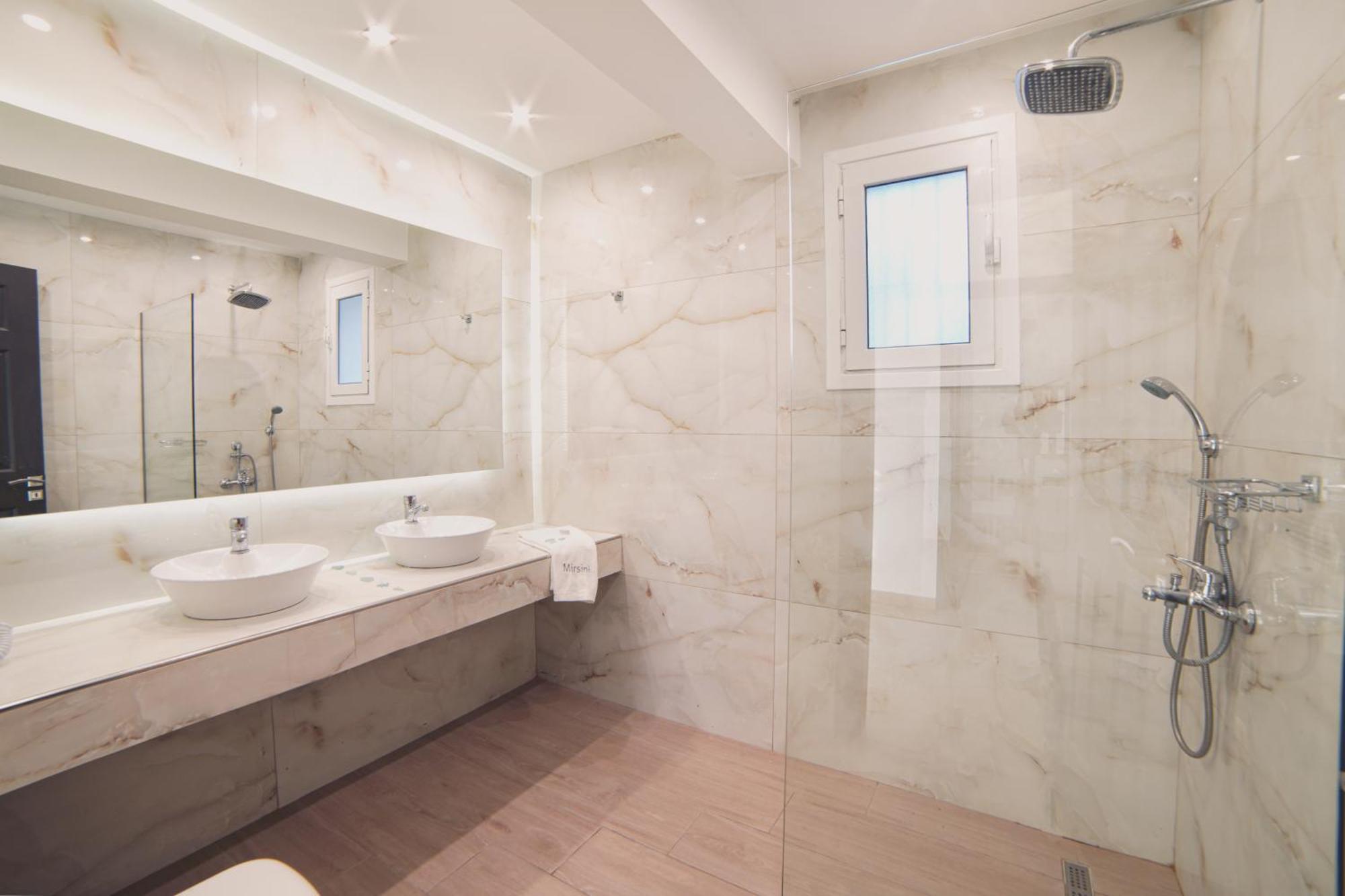 Mirsini Studios & Apartments Aparthotel