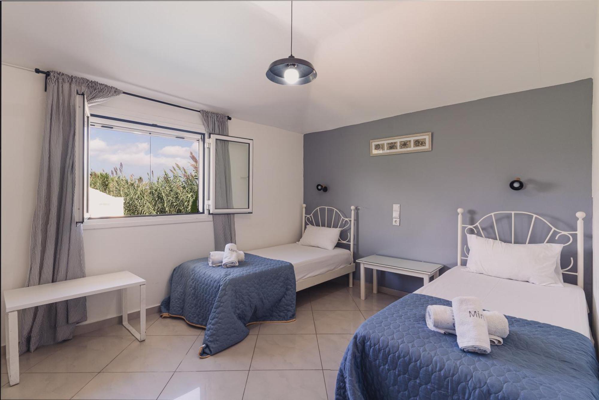 Aparthotel Mirsini Studios & Apartments 2*