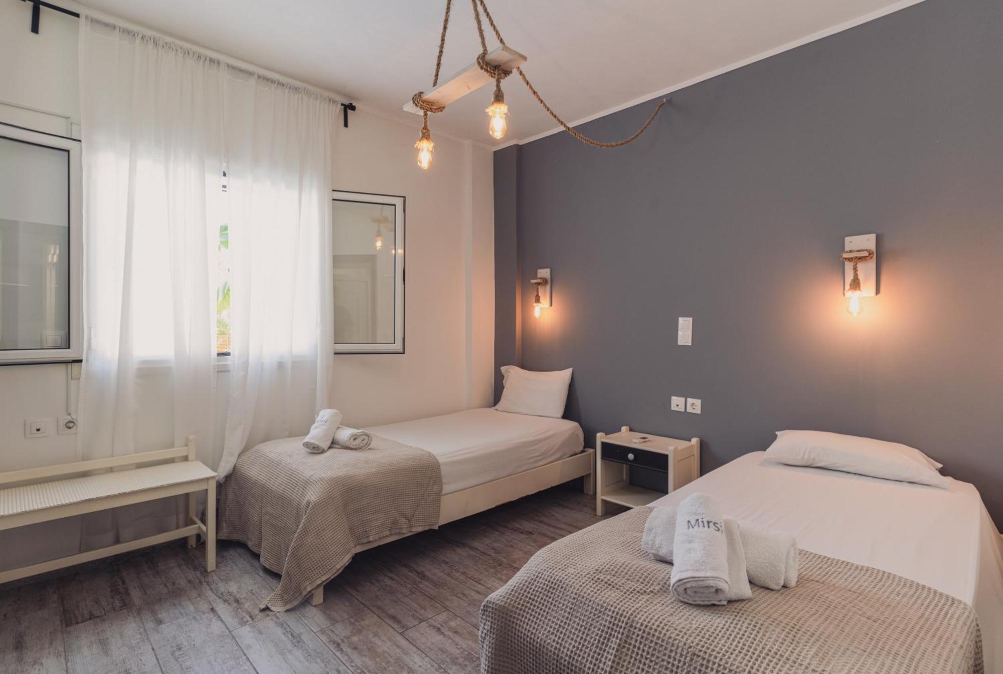 Mirsini Studios & Apartments Aparthotel 2*