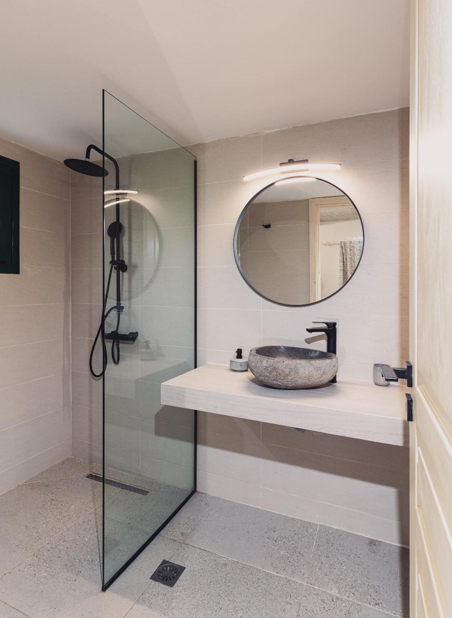 Mirsini Studios & Apartments